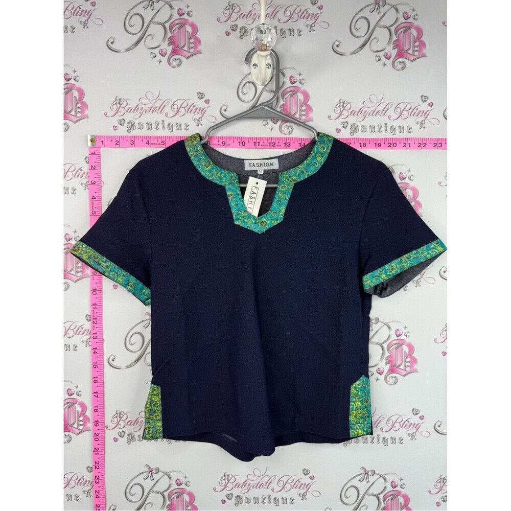 Fashion T-shirt Navy Short Sleeve Top with Teal Floral Trim